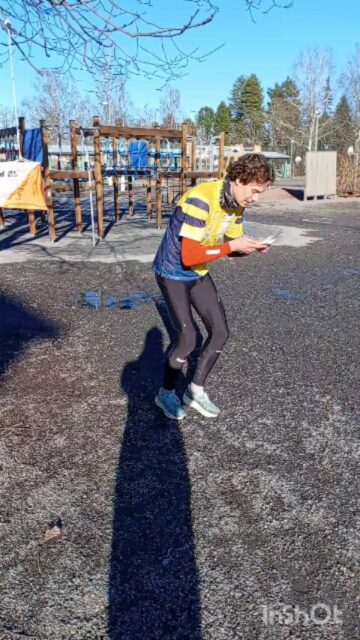 Pimeästä syksystä talven yli kevääseen. Harjoituksia, treenipäiviä, sprinttiä, metsää, vaellusta, kisaamista. Lamppu päässä ja ilman. Yhdessä ja erikseen.

Antaa kisakauden tulla! Pääsiäisenä seuran väkeä nähtävissä paljon sekä Ahvenanmaalla että Ruotsissa😎

#msparma #suunnistus